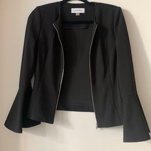 Bell sleeve blazer